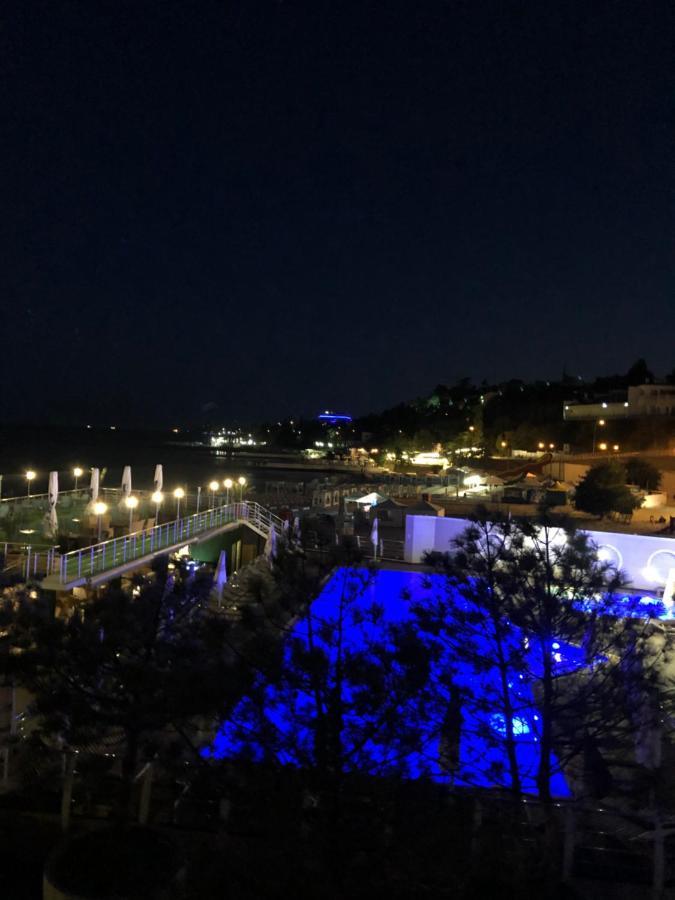 Maristella Marine Residense Hotel Apartment Одеса Екстер'єр фото